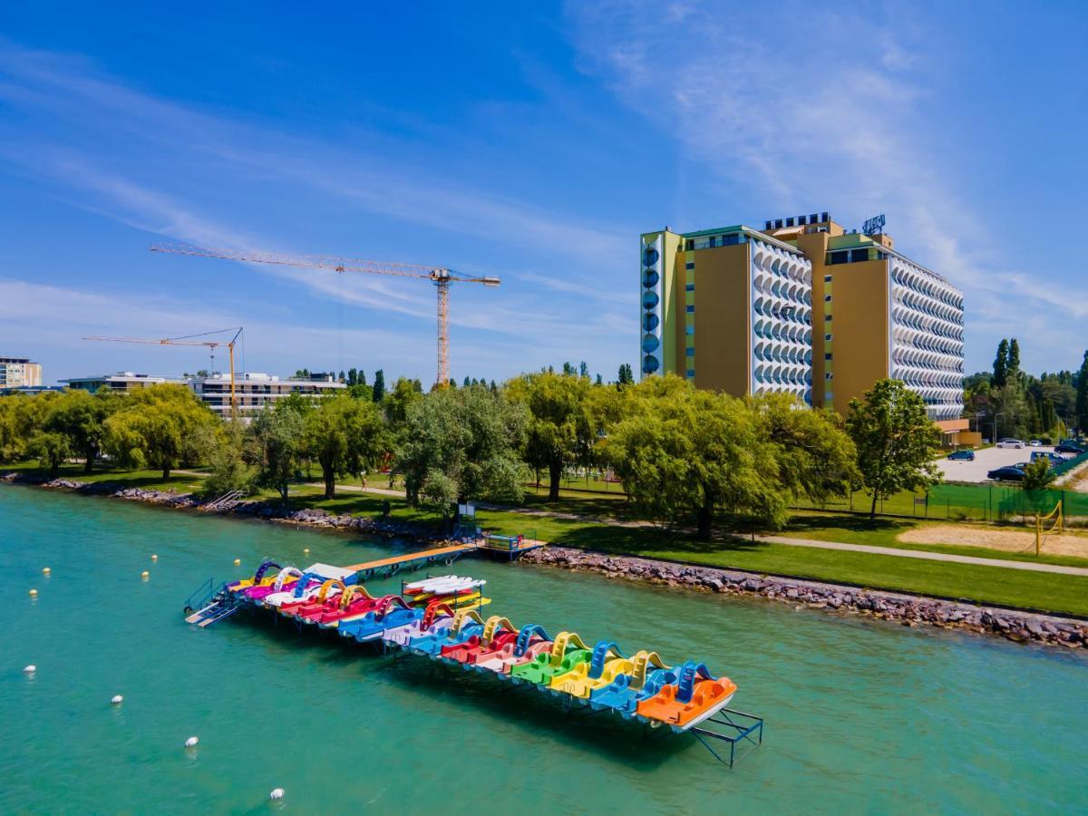 Csenge Apartman Siófok Exterior foto