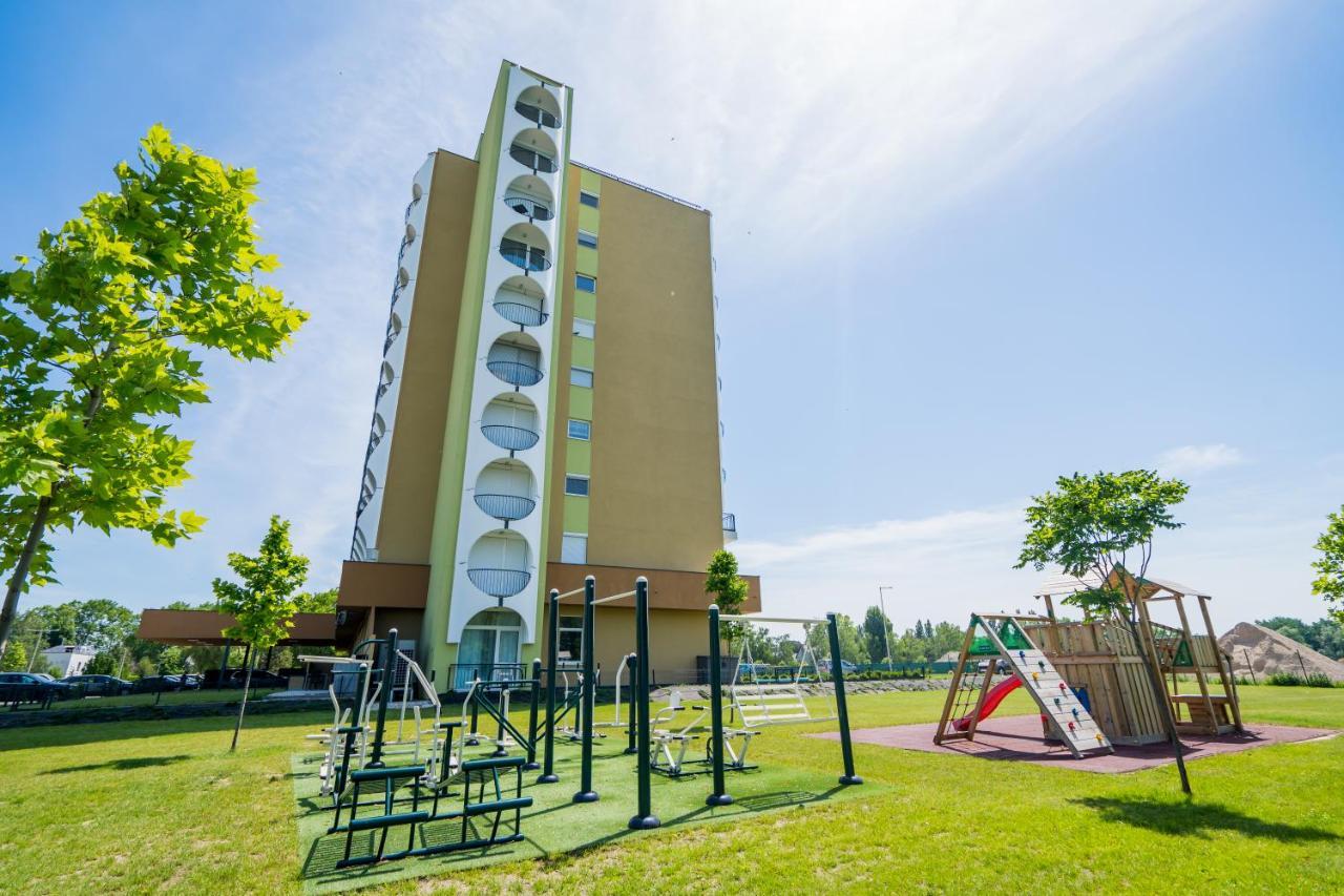 Csenge Apartman Siófok Exterior foto